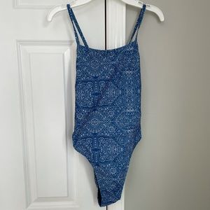 Jolyn Tie-Back One Piece Swim Suit Size 30